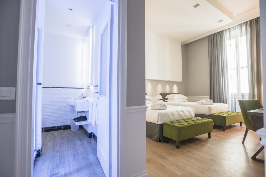Superior Twin Room with Spa Access