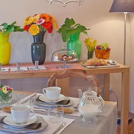 Duchess Boutique De Charme-2