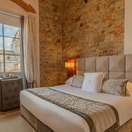 Donati Luxury Tower Suites-2