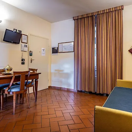 Palazzo Gamba Apartments Al Duomo-3